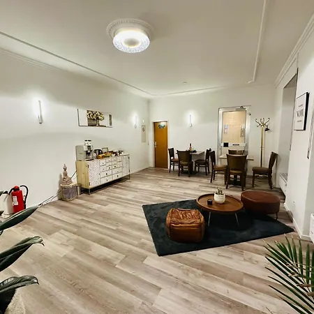 Bff Airport Messe Schlaf - Bed & Breakfast 3*