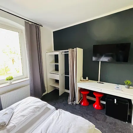 Bff Airport Messe Schlaf - Bed & Breakfast 3*