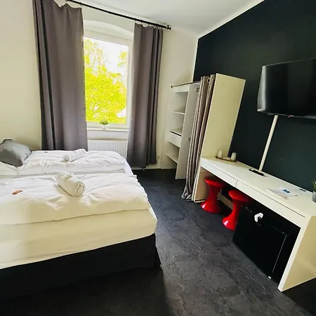 Bff Airport Messe Schlaf - Bed & Breakfast