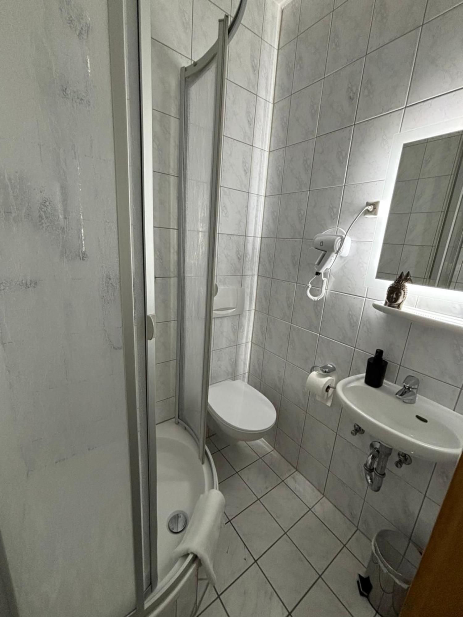 Bed & Breakfast Bff Airport Messe Schlaf -